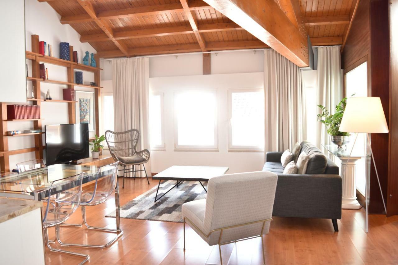 ליסבון Architect-Designed Loft In A Historic Hilltop Neighborhood מראה חיצוני תמונה