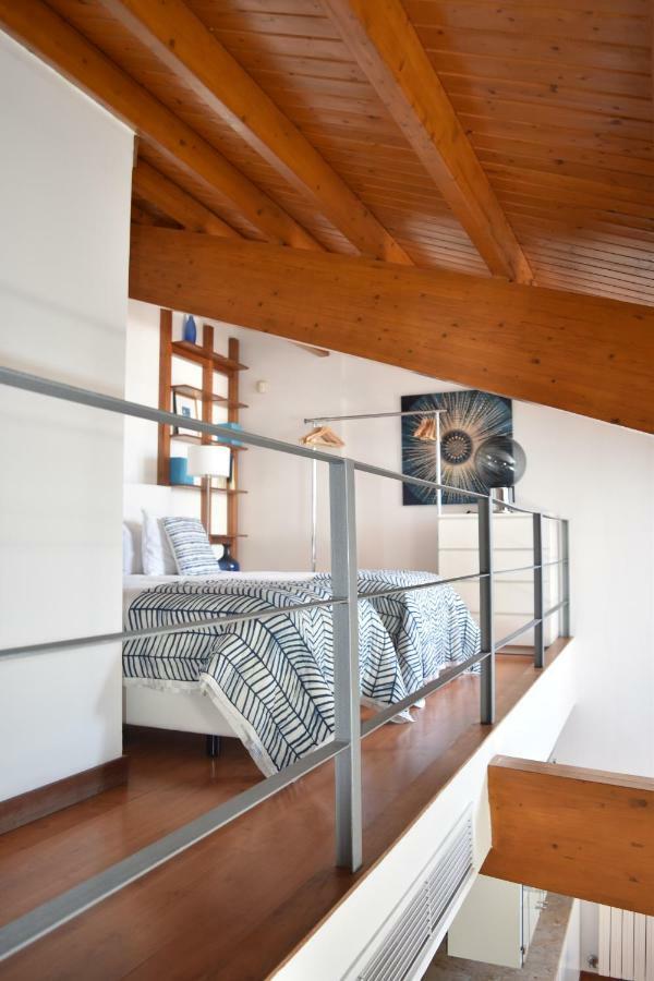 ליסבון Architect-Designed Loft In A Historic Hilltop Neighborhood מראה חיצוני תמונה