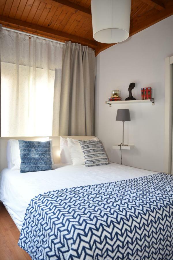 ליסבון Architect-Designed Loft In A Historic Hilltop Neighborhood מראה חיצוני תמונה